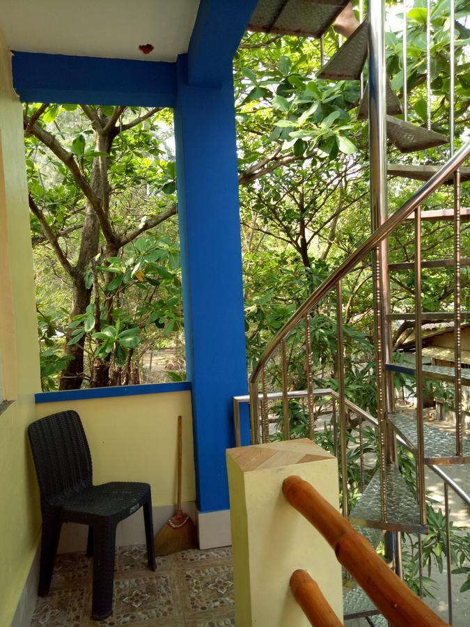 Prince Ludwig Beach Resort San Antonio  Exterior foto